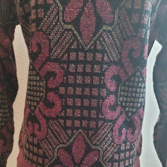 VINTAGE MICHO Wool Blend Floral Sweater - Picture 8 of 10